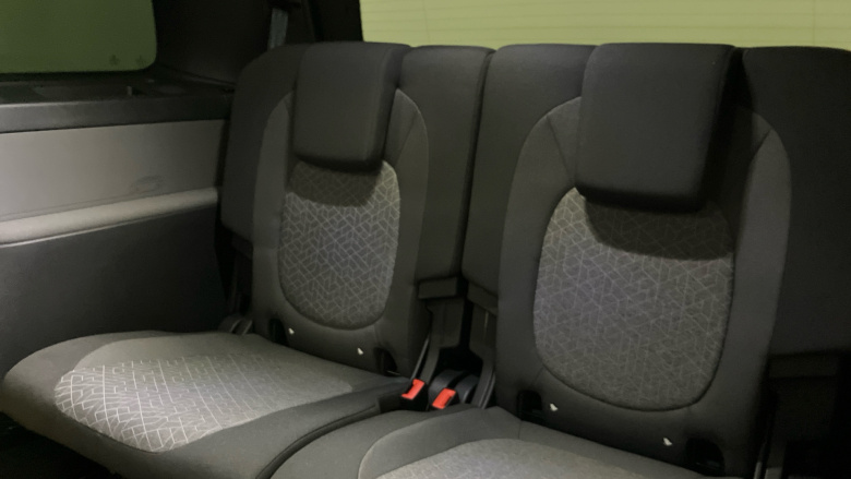 Volkswagen ID. Buzz 210kW Life Pro 86kWh 5dr LWB Auto [7 Seat] Electric Estate